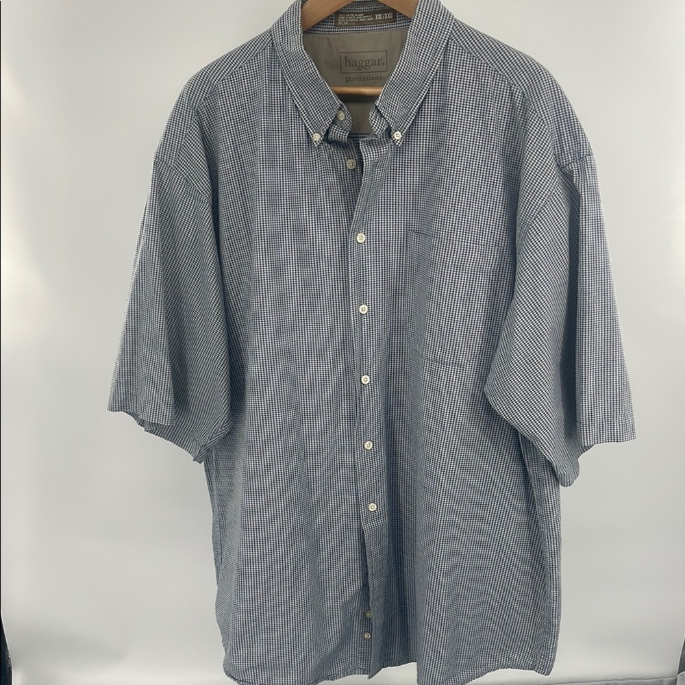 Haggar Men's Blue Checkered Shirt